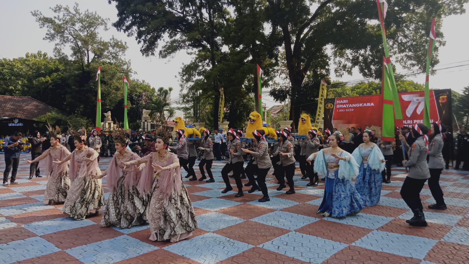 Berbagai Kegiatan Meriahkan Peringatan Hari Bhayangkara Ke 77 Di Subang Cluetoday 8711